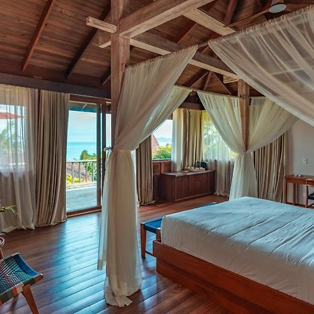 La Coralina Island House Hotel Bocas Town Exterior photo